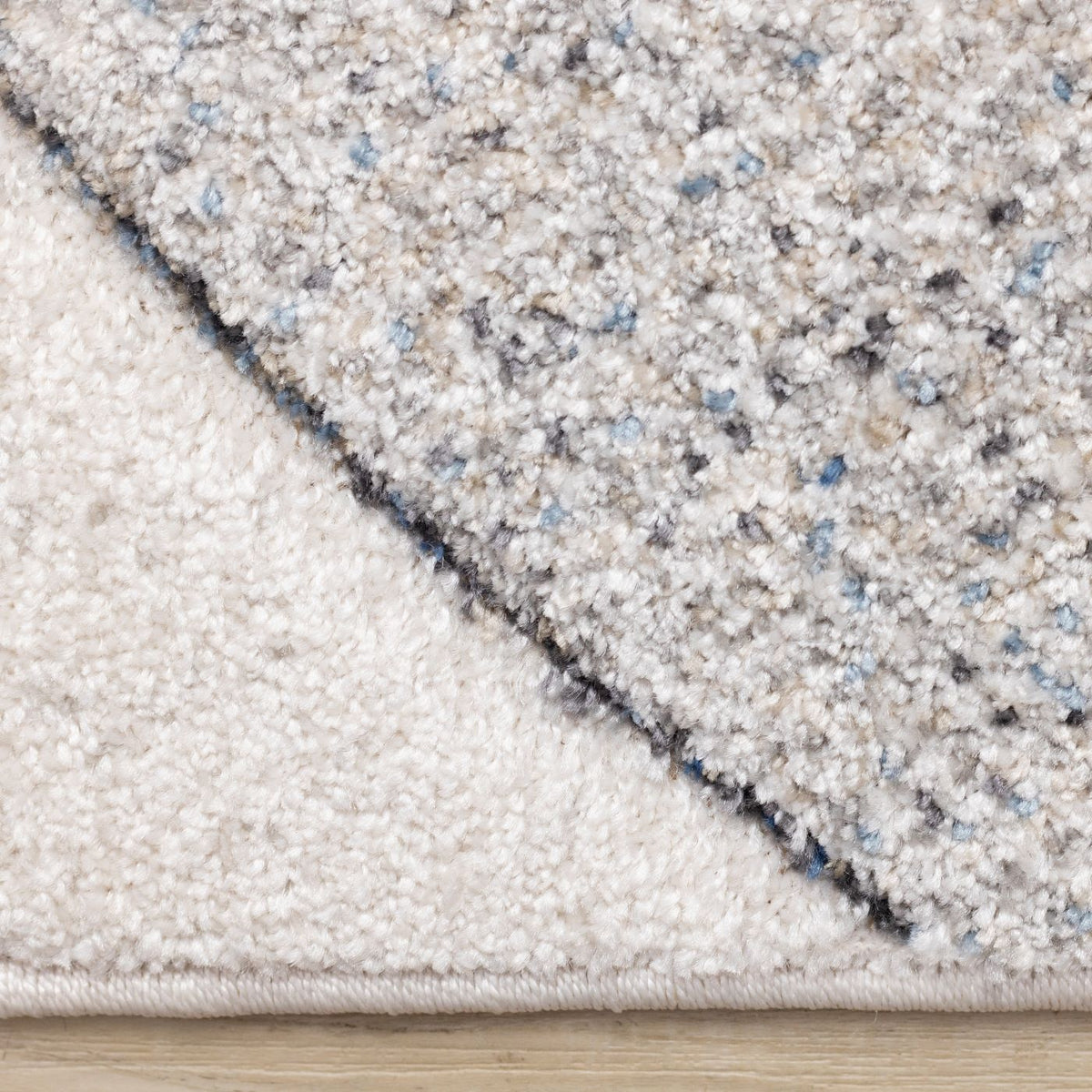 Feeling Connected 5'3" x 7'7" Rounded Shapes Design Area Rug - Grey