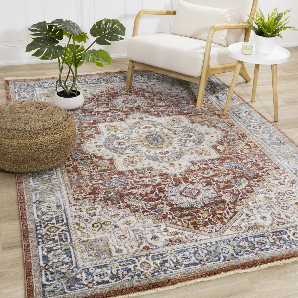 Macie Traditional Area Rug - 8' X 11' - Red/Cream