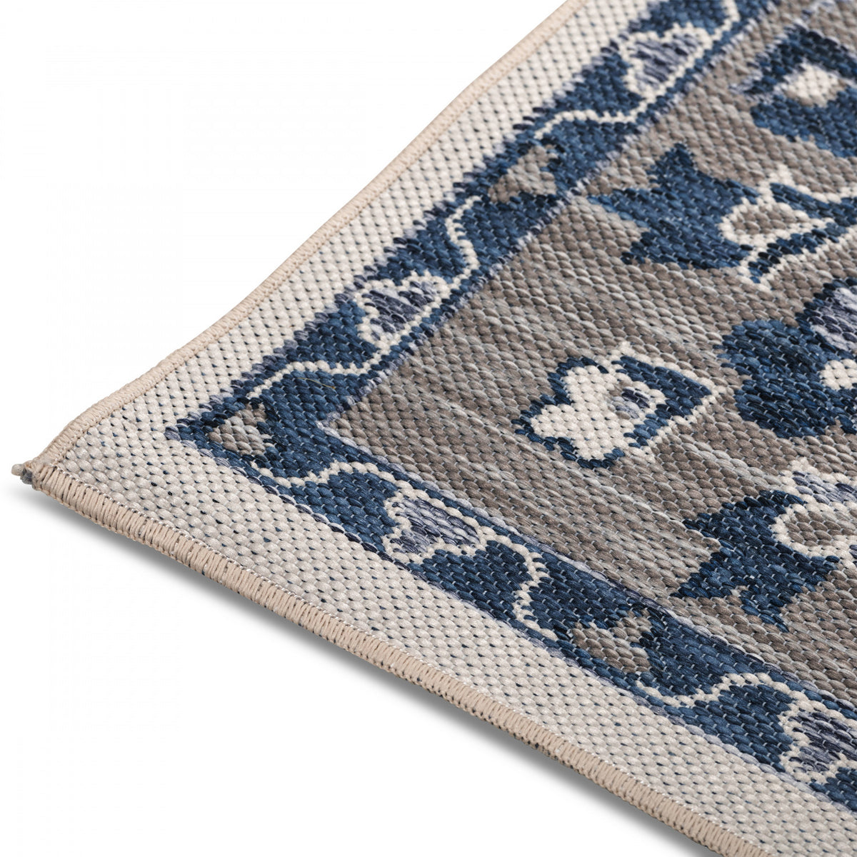 Marbella Traditional Outdoor Rug - 5' x 7' - Blue