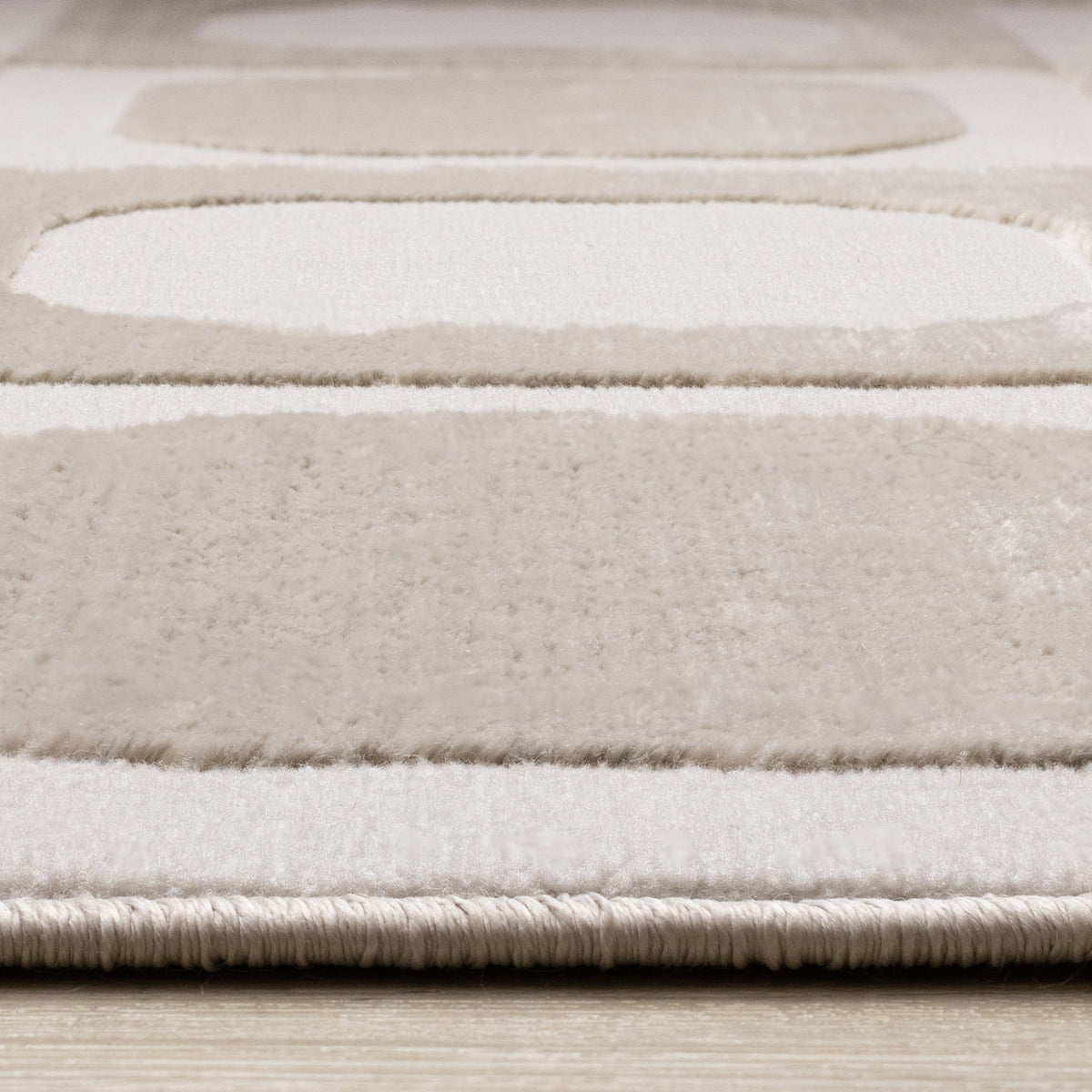 Logan Contemporary Modern Area Rug - 5' X 8' - Beige/Cream
