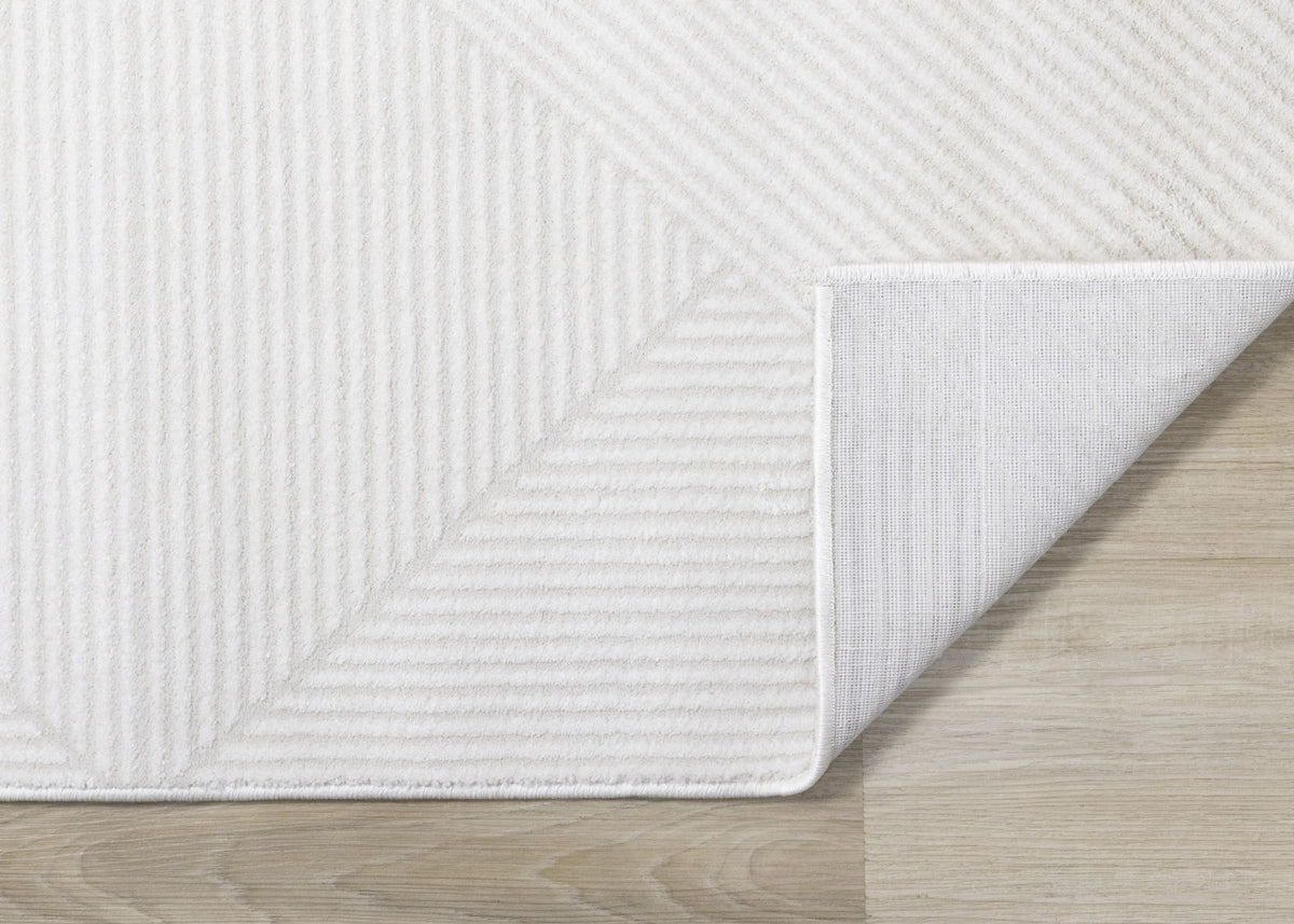 Hillary Neutral Diamonds Area Rug - 8' X 11' - Cream
