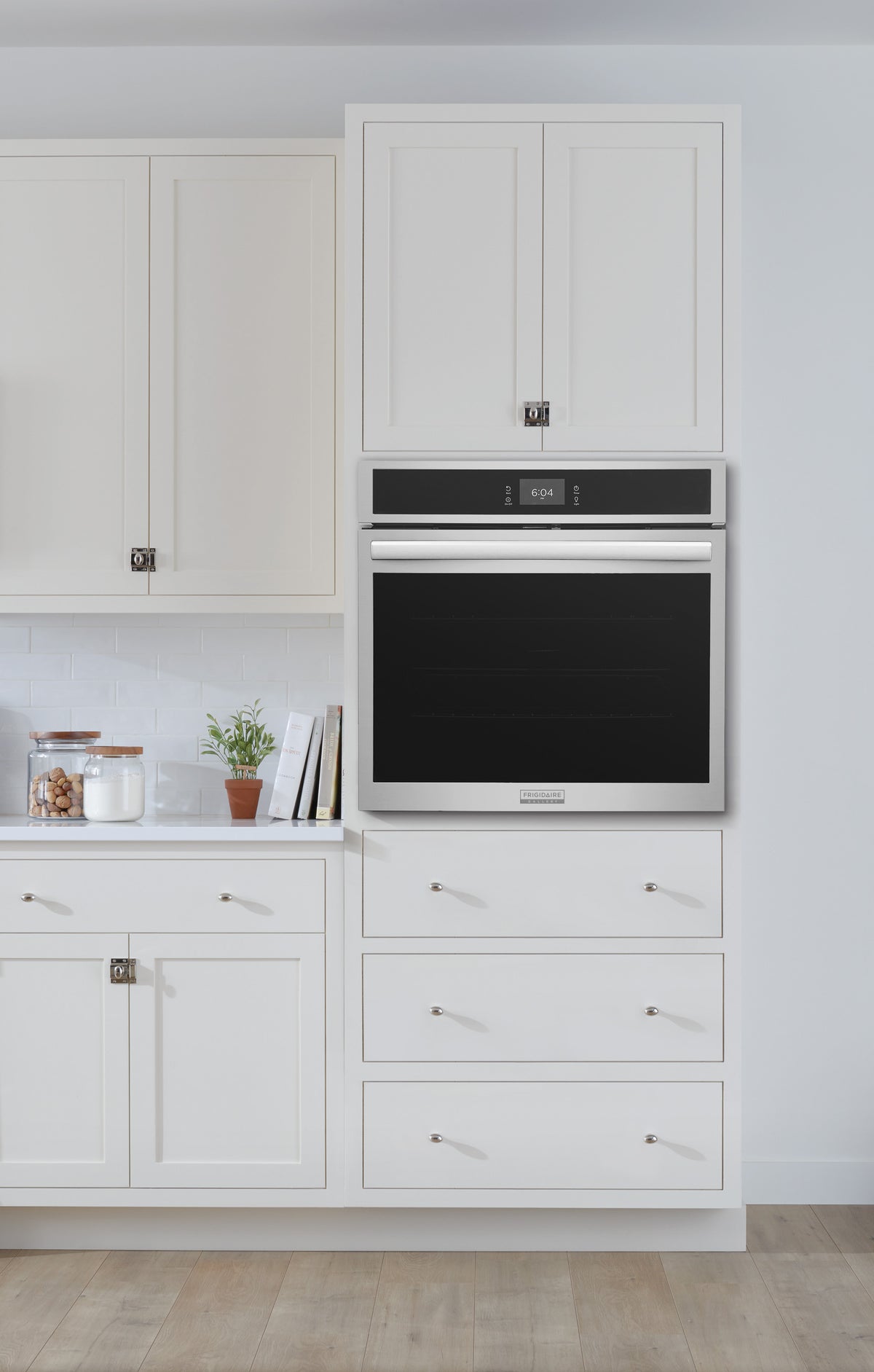 Frigidaire Gallery Smudge-Proof Stainless Steel 30" Single Wall Oven with Total Convection (5.3 Cu. Ft) - GCWS3067AF