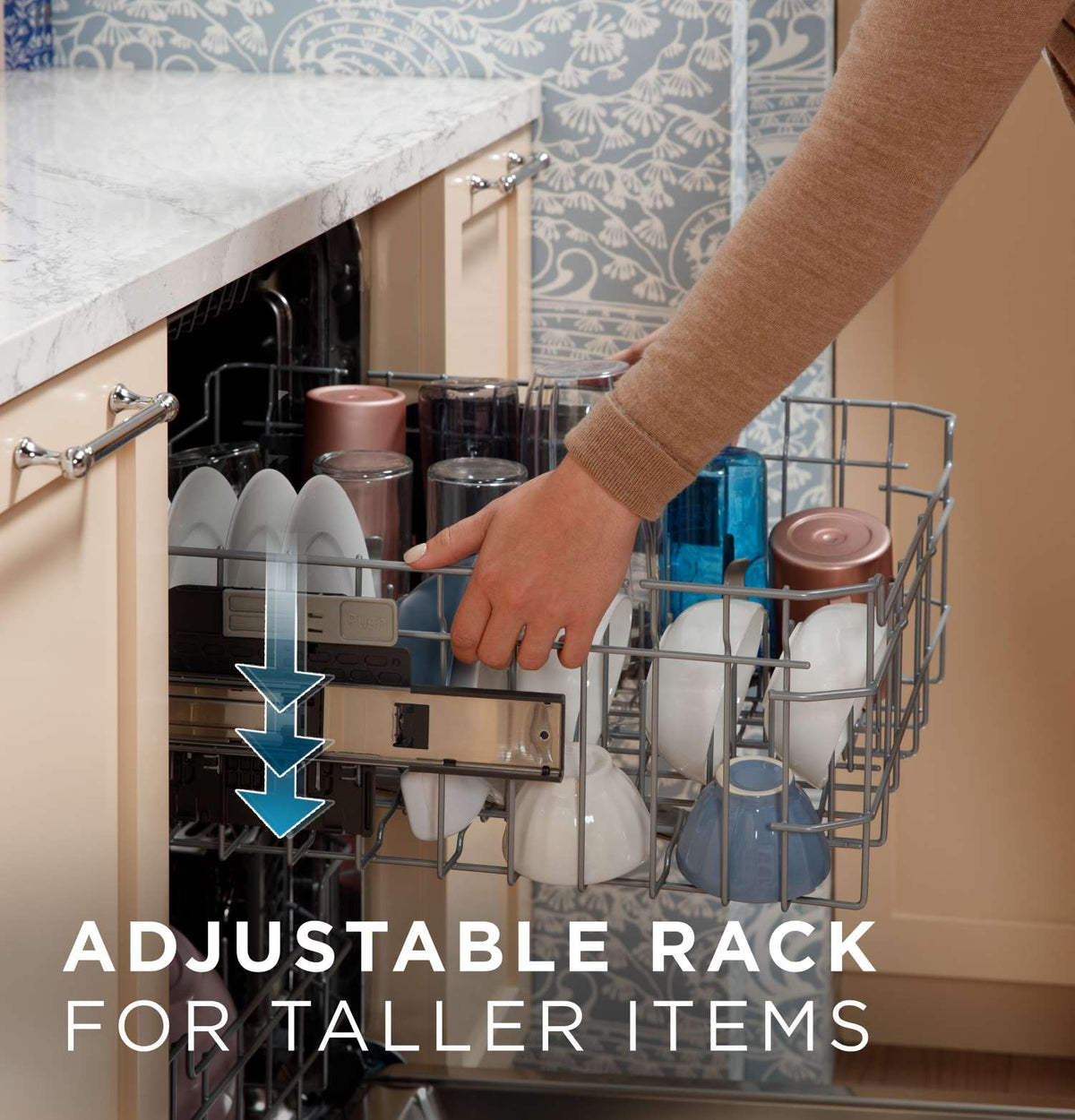 GE 24" Fingerprint Resistant Stainless Steel Top Control Dishwasher with Stainless Steel Interior and Third Rack - GDT670SYVFS