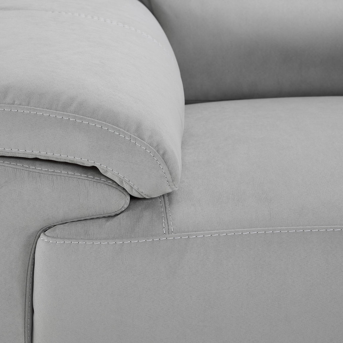 Brody Loveseat - Silver Grey