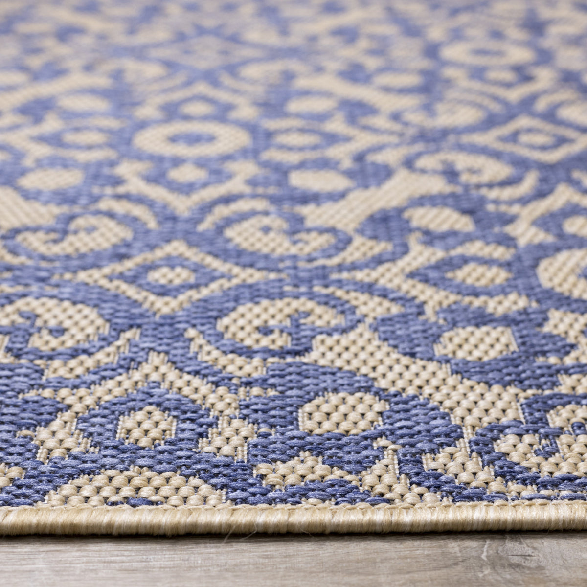 Camby 7'10" X 10'6" Indoor/Outdoor Elaborate Rug - Blue Beige Area Rug