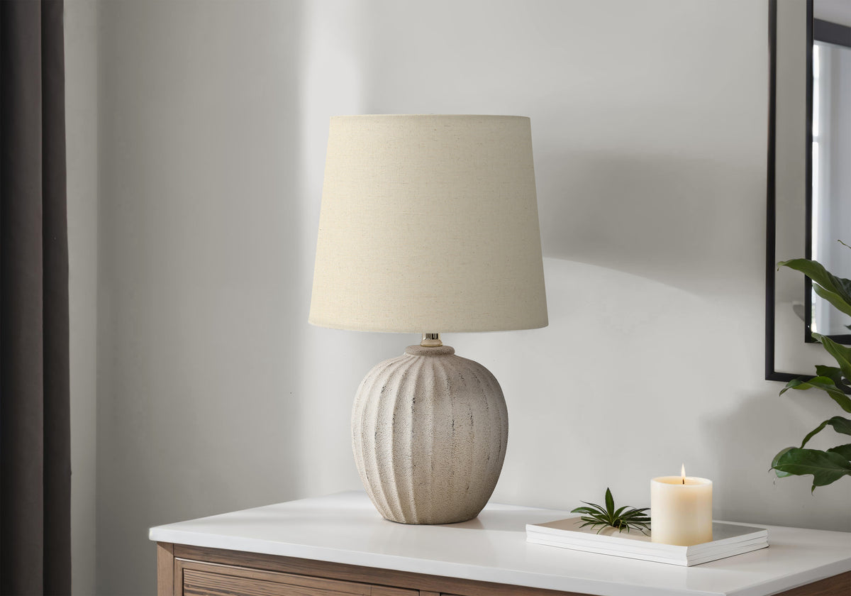 Zoren Table Lamp - Beige