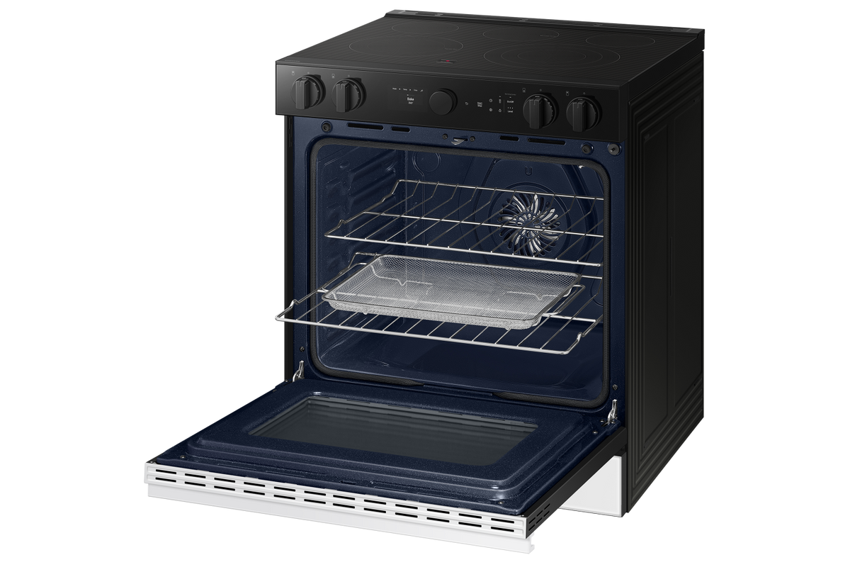 Samsung BESPOKE White Glass 30" True Convection Slide In Range with Oven Camera (6.3cu.ft.) - NSE6DB870012AC