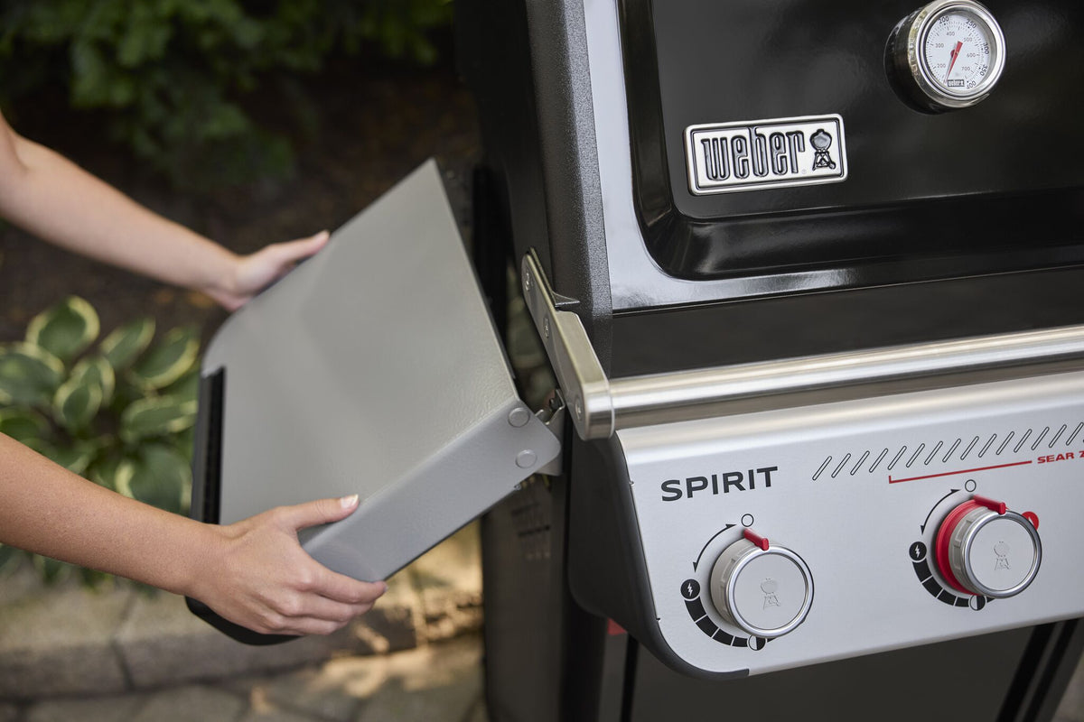 Weber Spirit E-325 Gas Grill (Liquid Propane) - 1500789