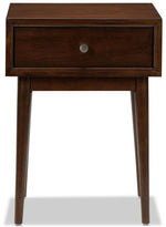 Boyton 18" End Table - Walnut
