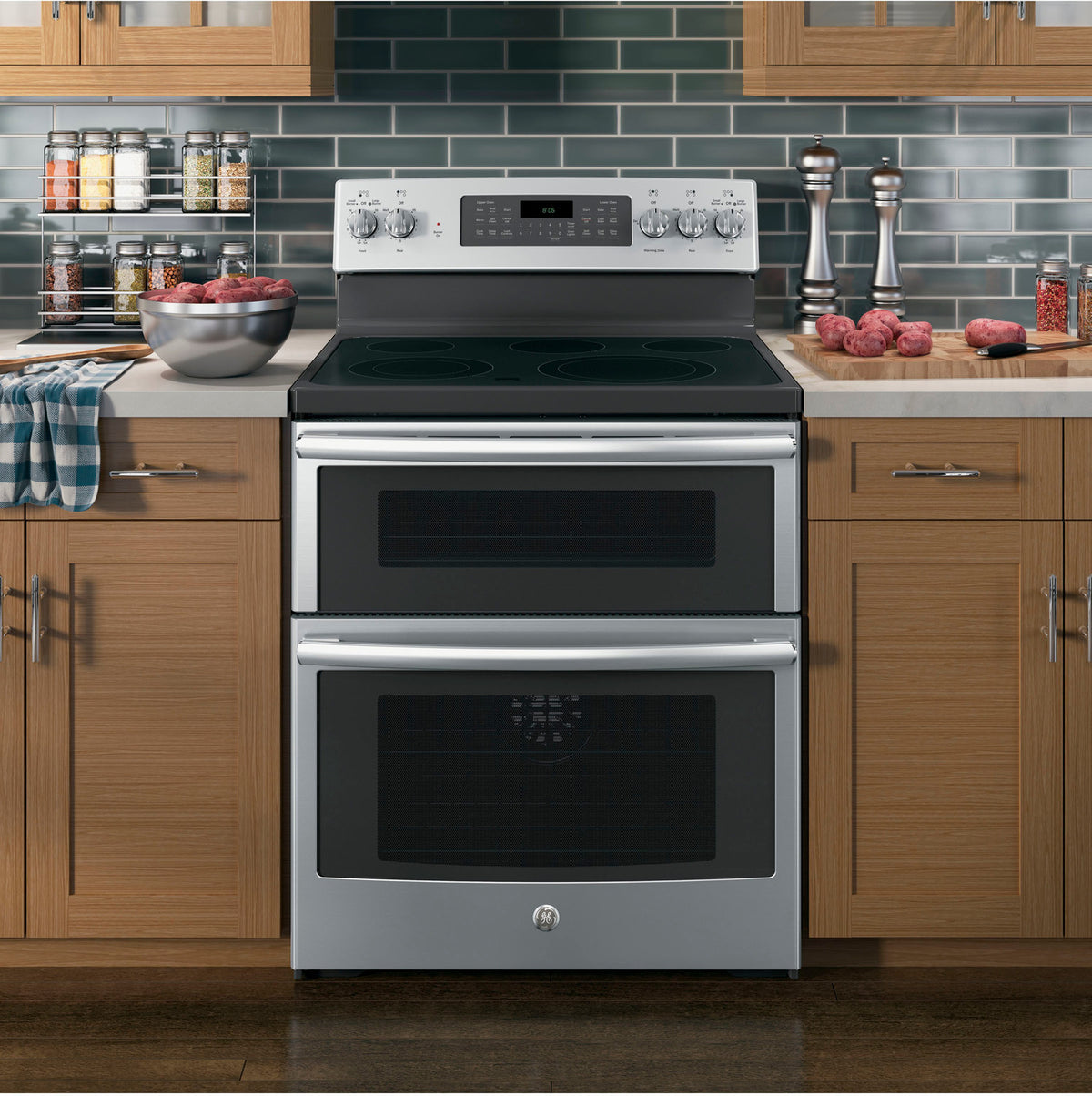 GE Stainless Steel Freestanding Electric Convection Double Oven Range (6.6 Cu. Ft.) - JCB865SJSS